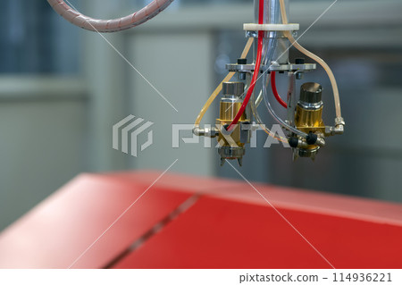 spray head in automatic paint booth 114936221