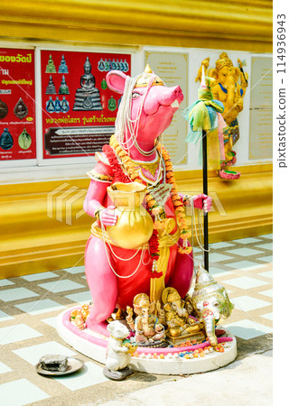 Beautiful scenery at Wat Saman Rattanaram, famous for its Pink Ganesha statue Beautiful scenery at Wat Saman Rattanaram, famous for its Pink Ganesha statue 114936943