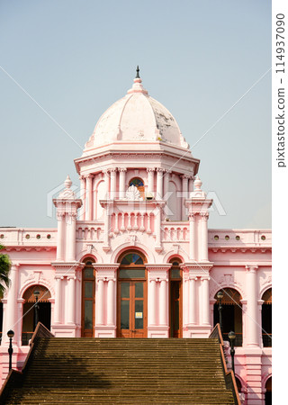 Beautiful scenery of Ashan Manzil in Dhaka, the capital of Bangladesh 114937090