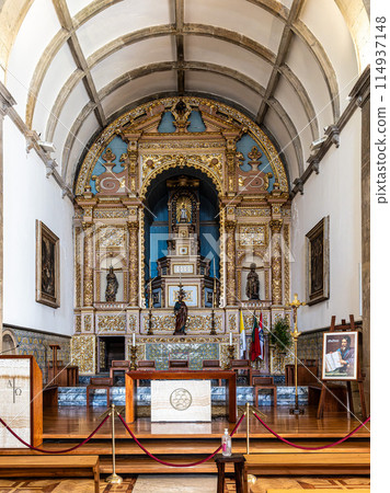 Interior of Sao Pedro church, Igreja de Sao Pedro in Faro, Portugal. 114937148
