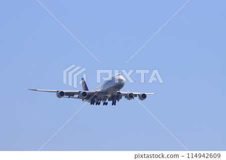 客機 747 大型噴射客機接近著陸 114942609