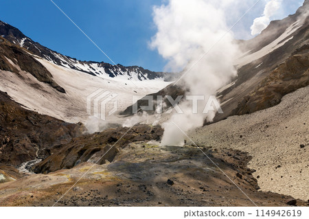 The Mutnovsky volcano crater with fumaroles 114942619