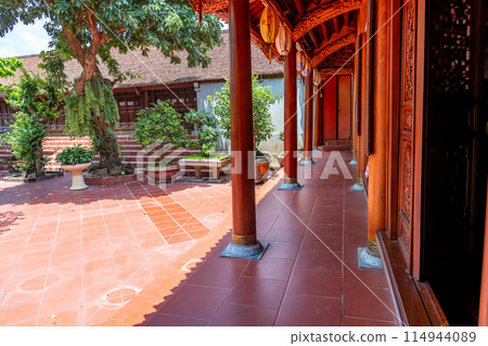 米亞塔庭院，位於越南河內東林村的一座寺廟，被指定為國家文化財產 114944089