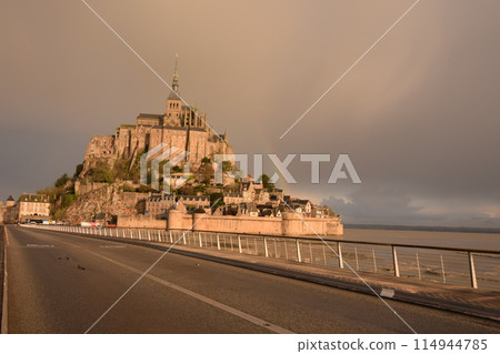 Mont Saint-Michel Mont Saint-Michel 114944785