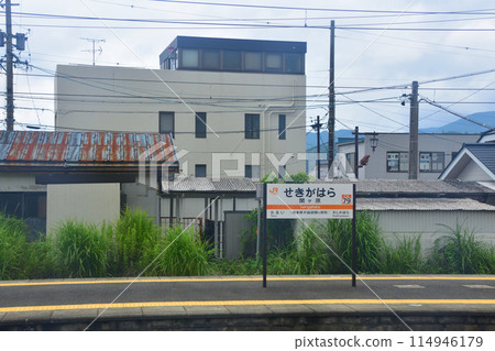 從JR東海道本線米原站到大垣站的車窗看到的景色（2022年夏季） 114946179