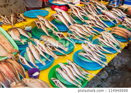 Busan Jagalchi Market 114948898