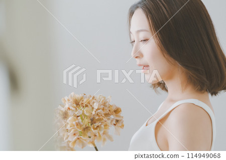hydrangea, female, lady 114949068