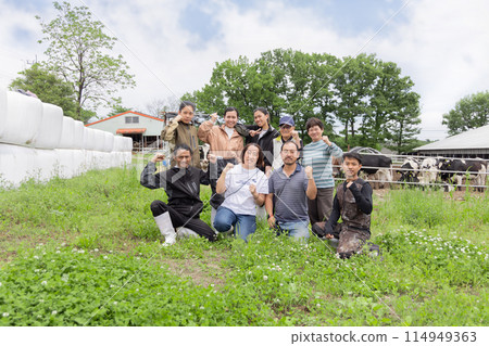 Dairy farm, ranch, family-run, accepting foreigners 114949363