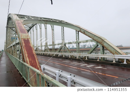 Landscape with arch bridge 114951355