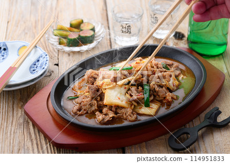豬肉泡菜和chamisul 114951833