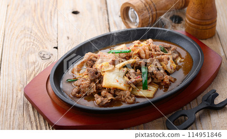 Pork Kimchi - The richness and flavor of pork, the garlic of kimchi, and the flavor of vegetables are exquisite Pork Kimchi - The richness and flavor of pork, the garlic of kimchi, and the flavor of vegetables are exquisite 114951846