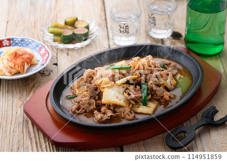 Pork Kimchi - The richness and flavor of pork, the garlic of kimchi, and the flavor of vegetables are exquisite 114951859