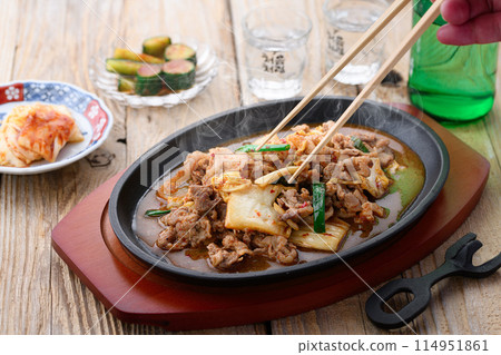 Pork kimchi and chamisul Pork kimchi and chamisul 114951861