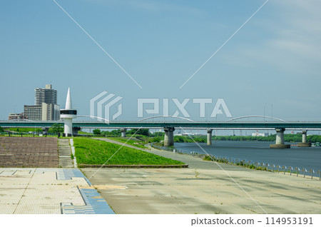 Yodogawa River Park Hirakata area Hirakata Ohashi Bridge 114953191