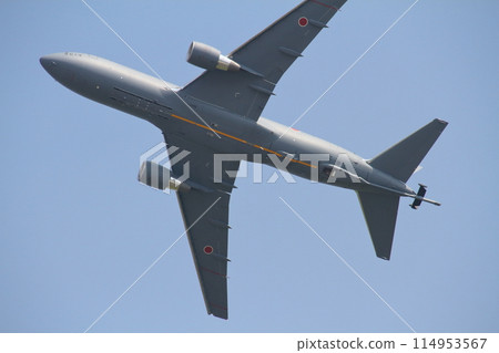 KC-46A aerial refueling and transport aircraft deployed at JASDF Miho Air Base (Tottori Prefecture) KC-46A aerial refueling and transport aircraft deployed at JASDF Miho Air Base (Tottori Prefecture) 114953567