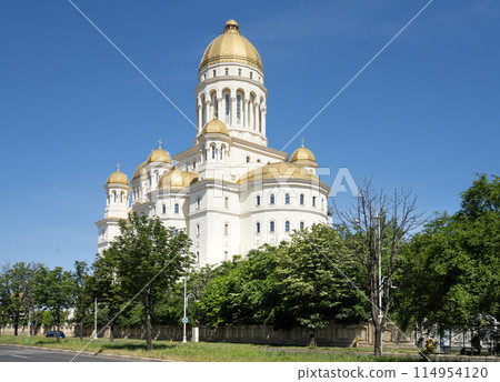 People's Salvation Cathedral in Bucharest, Romania.in the city center People's Salvation Cathedral in Bucharest, Romania.in the city center 114954120