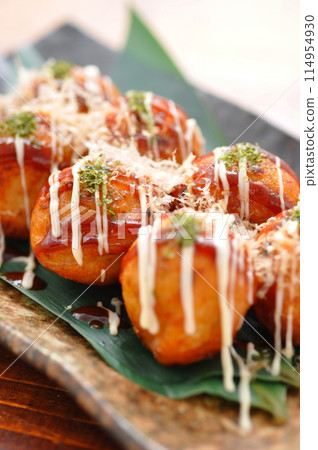 Elegant Takoyaki 03 114954930