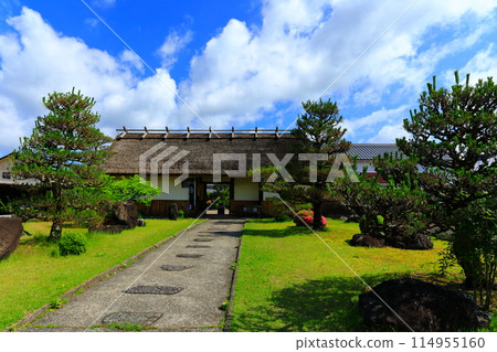 [Hyogo Prefecture] Tamba Sasayama Municipal Aoyama Historical Village (Tamba Sasayama Castle Town) in fine weather 114955160