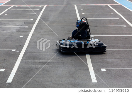 Go kart racing track, Kart racers drive on the open track, Go Kart Race Track. 114955910