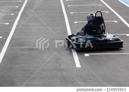 Go kart racing track, Kart racers drive on the open track, Go Kart Race Track. 114955913