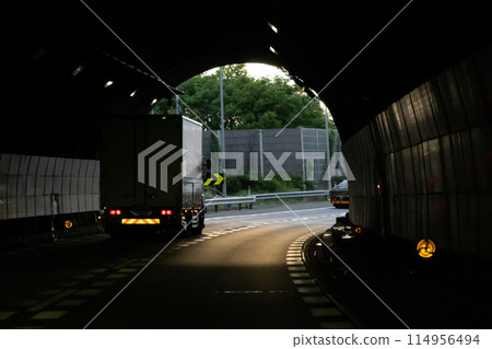 Expressway tunnel driving image Expressway tunnel driving image 114956494