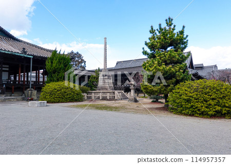 龜山本德寺（兵庫縣姬路市）作為本願寺的西國本寺而誕生。 114957357