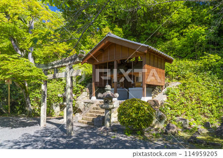 Kyoto Komyo-ji Temple (Ao Komyo-ji Temple) guardian shrine 114959205