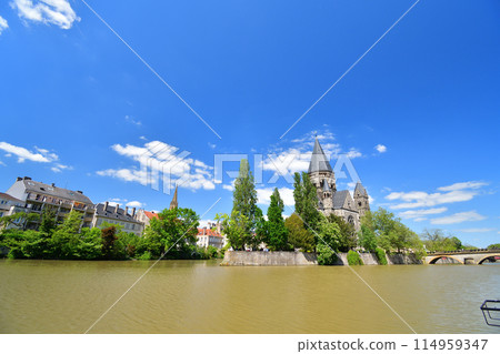 Metz, France. Temple Neuf seen from the Moselle river on May 9, 2024. 114959347