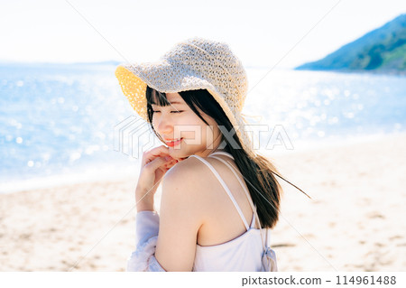 米婭在澀川海灘拍攝的肖像 114961488