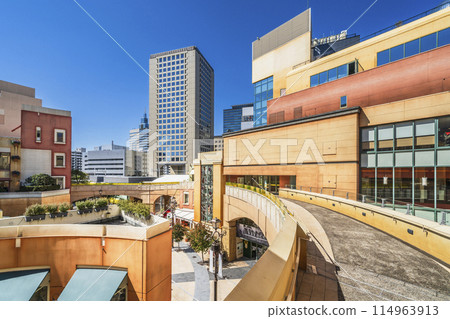 Kawasaki cityscape: La Cittadella streetscape [Kawasaki City, Kanagawa Prefecture] 114963913
