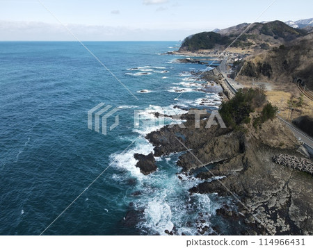 Coastline and rocky shores of the Sea of Japan 114966431