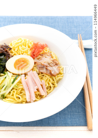 Delicious summer flavors of chilled Chinese noodles Delicious summer flavors of chilled Chinese noodles 114966449