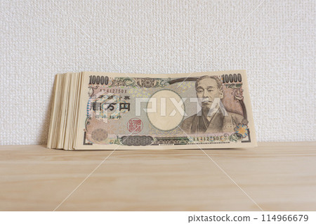 10,000日元票據的馬車 10,000日元票據的馬車 114966679