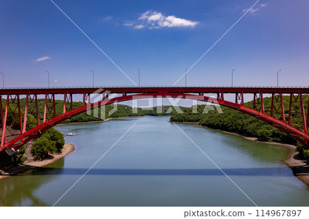 Matoya Bay Bridge (aerial view taken by drone) Matoya Bay Bridge (aerial view taken by drone) 114967897