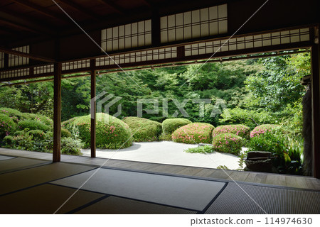 Shisen-do Jozanji Temple Garden 114974630