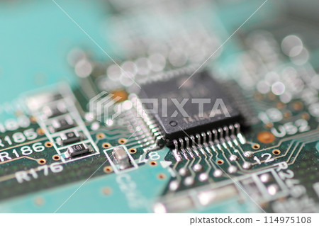 Semiconductor base: Integrated circuits for electronic devices Semiconductor base: Integrated circuits for electronic devices 114975108