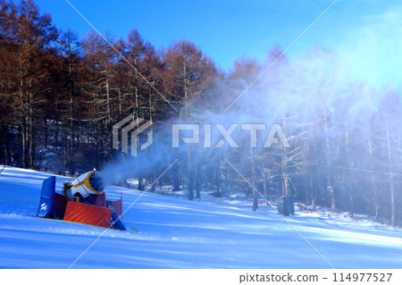 造雪的人造雪機 造雪的人造雪機 114977527