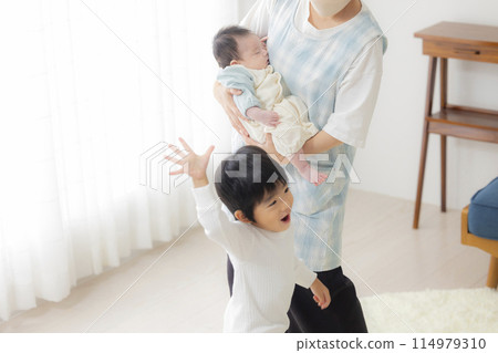 嬰兒與公共衛生護士之間的家訪 114979310