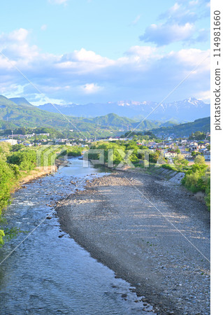 Tone River and the Tanigawa Mountain Range, Mount Tanigawa, a view from Tsukiyono Bridge Tone River and the Tanigawa Mountain Range, Mount Tanigawa, a view from Tsukiyono Bridge 114981660