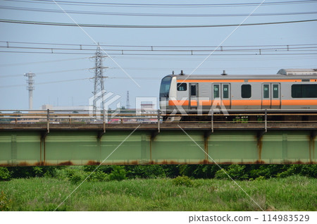 初夏的淺川,八王子市 初夏的淺川,八王子市 114983529