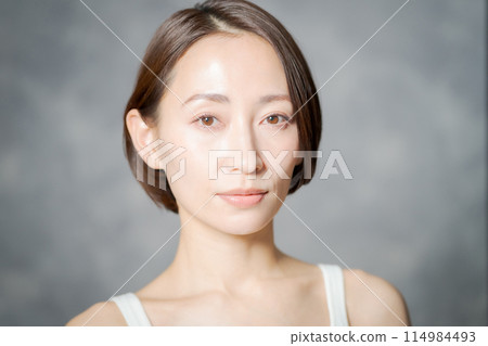 female, lady, woman 114984493