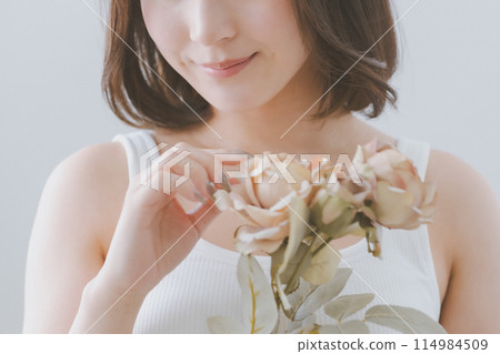 female, females, lady 114984509