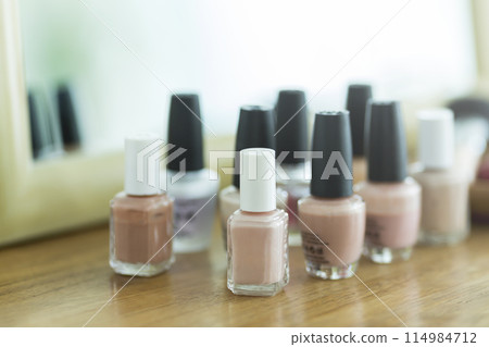 Cosmetics and makeup products Cosmetics and makeup products 114984712