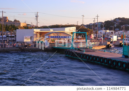 筱島渡輪碼頭、碼頭、碼頭前的夕陽（愛知縣美濱町） 114984771