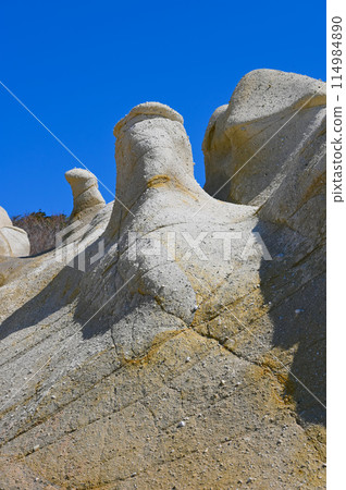 Katano Beach, the former site of the Choja Mansion, Kaga's Cappadocia, strange rock formations, Kaga City 114984890