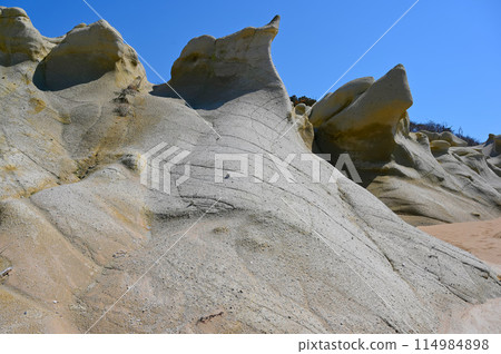 Strange rock formations, former site of the Choja residence, Katano Beach 114984898