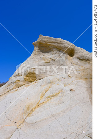 Tuff rock formations, former site of a wealthy mansion, Katano Beach, Kaga City Tuff rock formations, former site of a wealthy mansion, Katano Beach, Kaga City 114985472