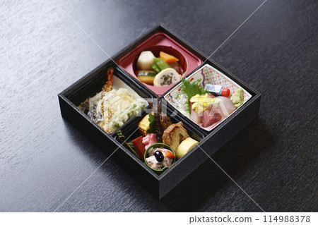 Japanese bento Japanese bento 114988378