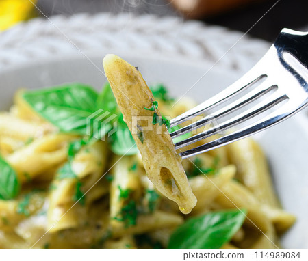 Penne Genovese (finished with fresh Hokkaido cream) Rich and flavorful Genovese sauce 114989084