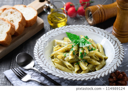 Penne Genovese(北海道鮮奶油餘韻)濃鬱濃鬱的Genovese醬 Penne Genovese(北海道鮮奶油餘韻)濃鬱濃鬱的Genovese醬 114989124